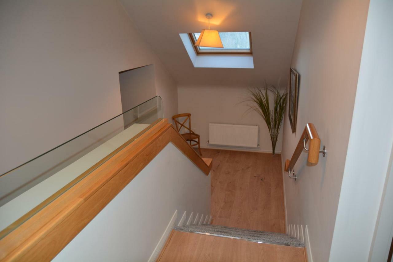 Apartment 3, Oakleigh House, Donnybrook Hill, Douglas Корк Екстериор снимка
